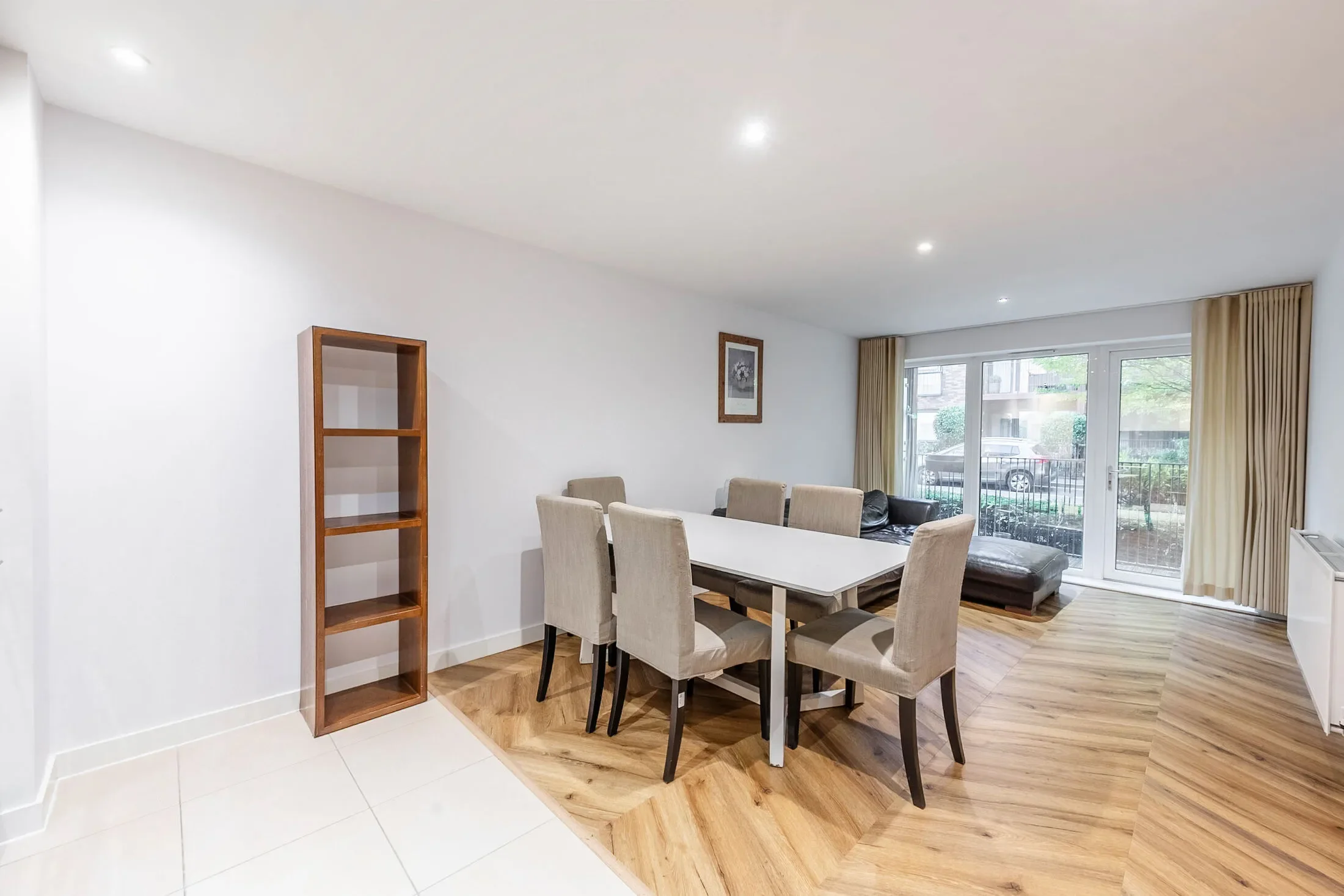 Flat Howard Road in Greater London