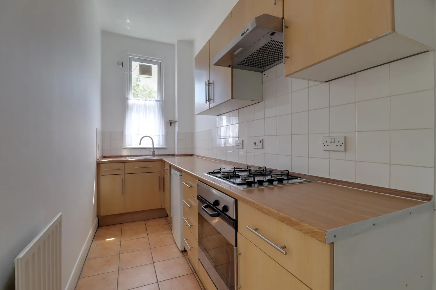 Flat Minden Road in Greater London