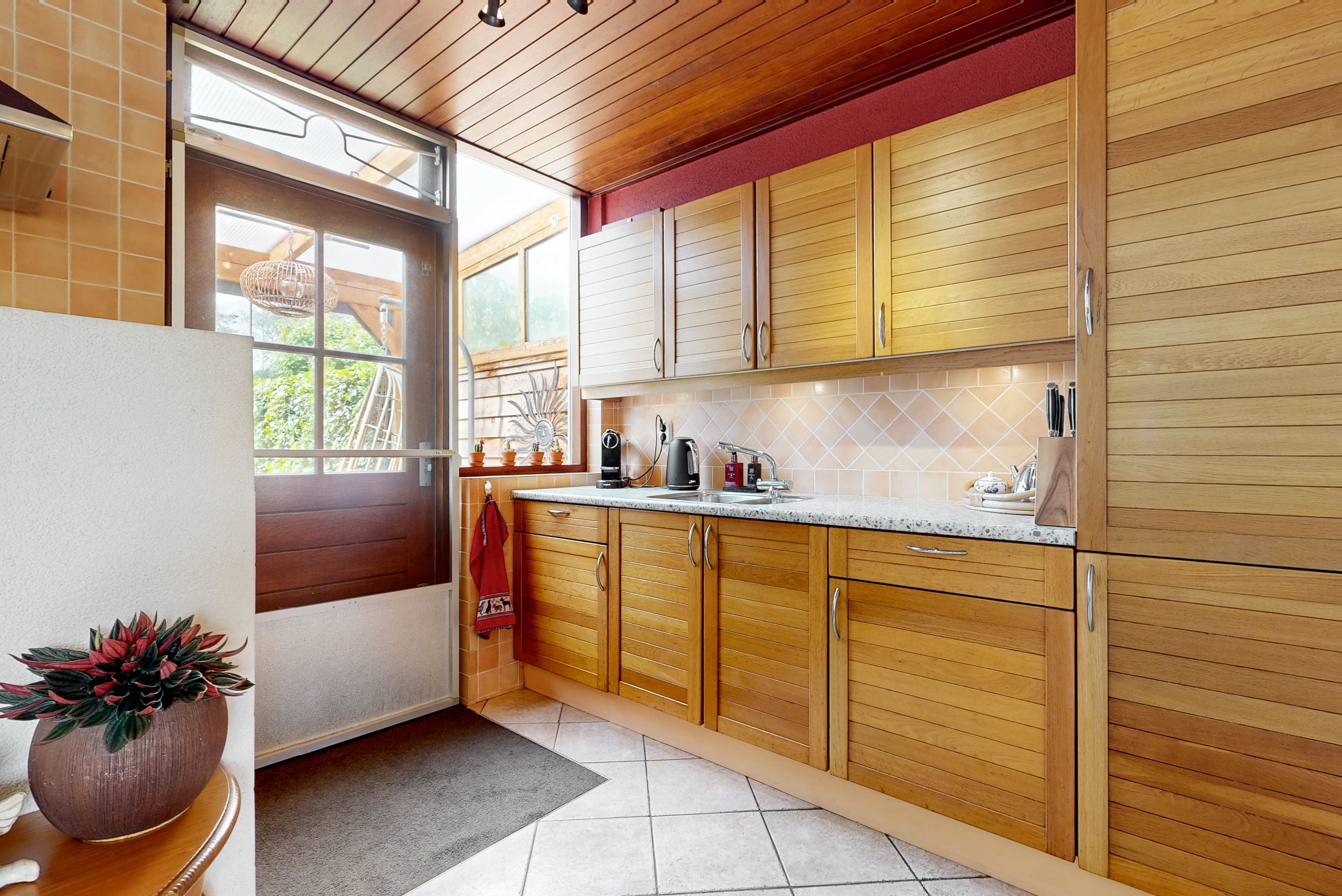 Hoekwoning te koop: Lisweg 355, Oostzaan