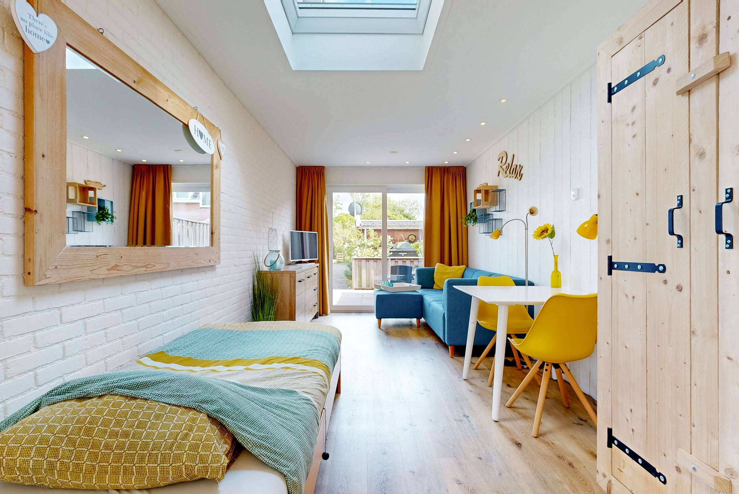 Hoekwoning te koop: Lisweg 355, Oostzaan