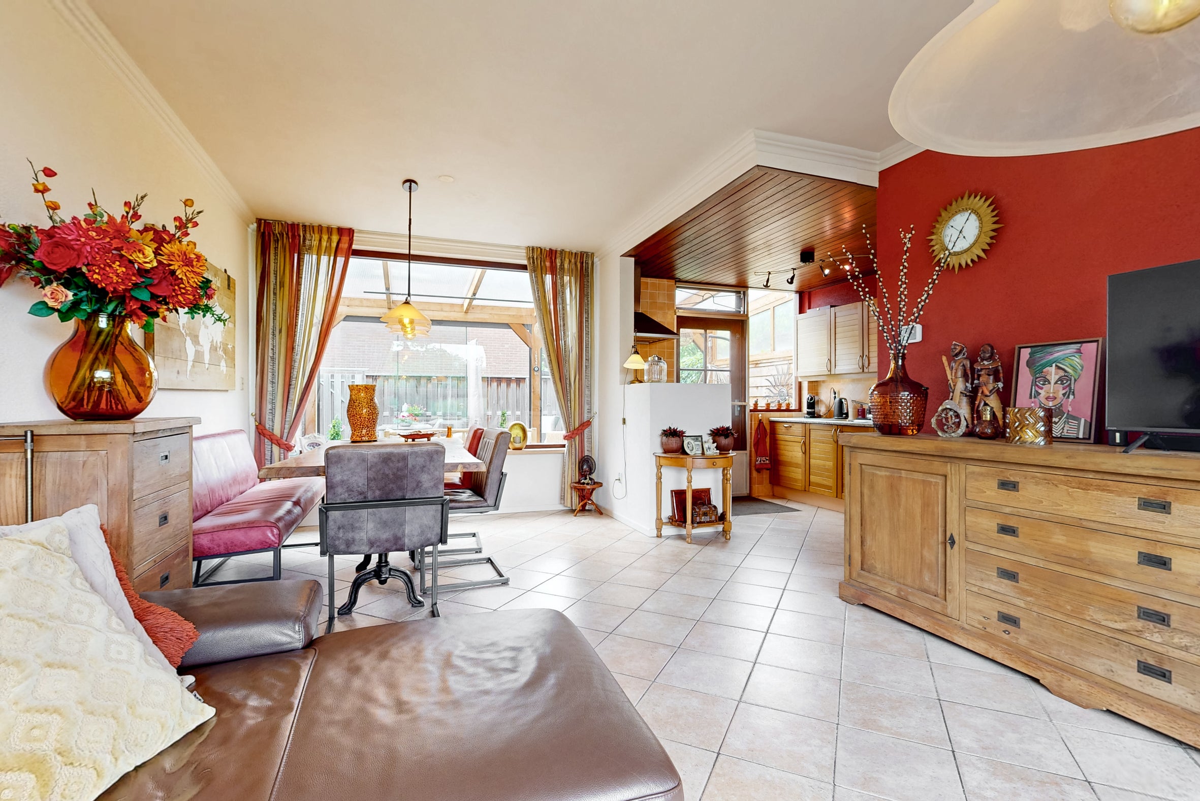 Hoekwoning te koop: Lisweg 355, Oostzaan