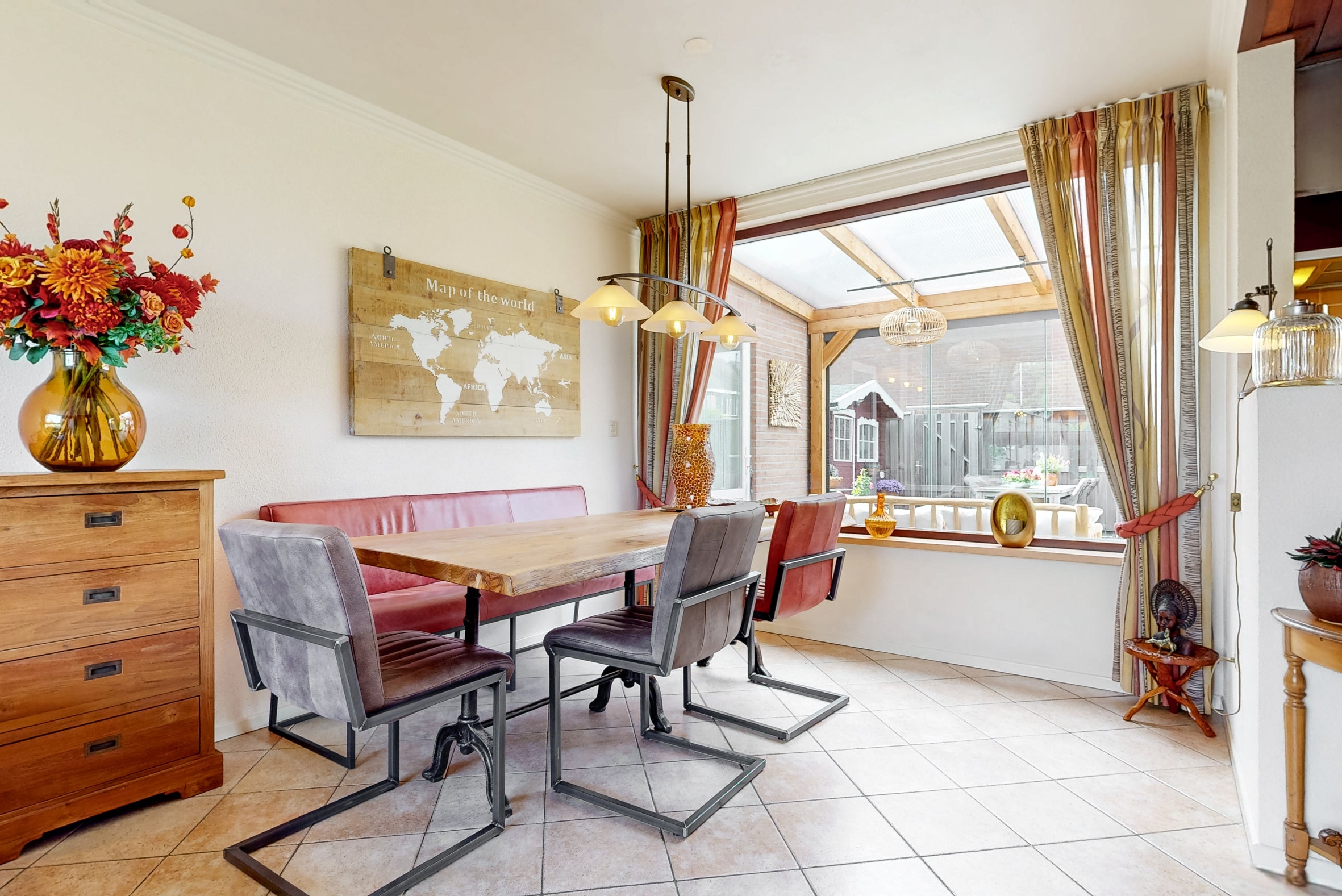 Hoekwoning te koop: Lisweg 355, Oostzaan