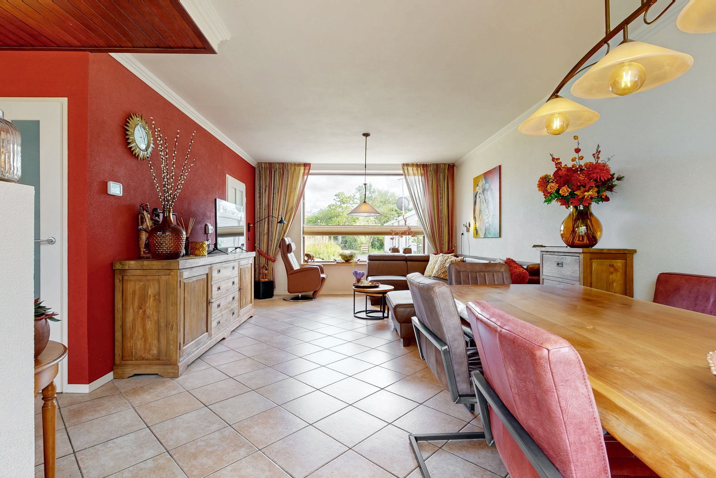 Hoekwoning te koop: Lisweg 355, Oostzaan