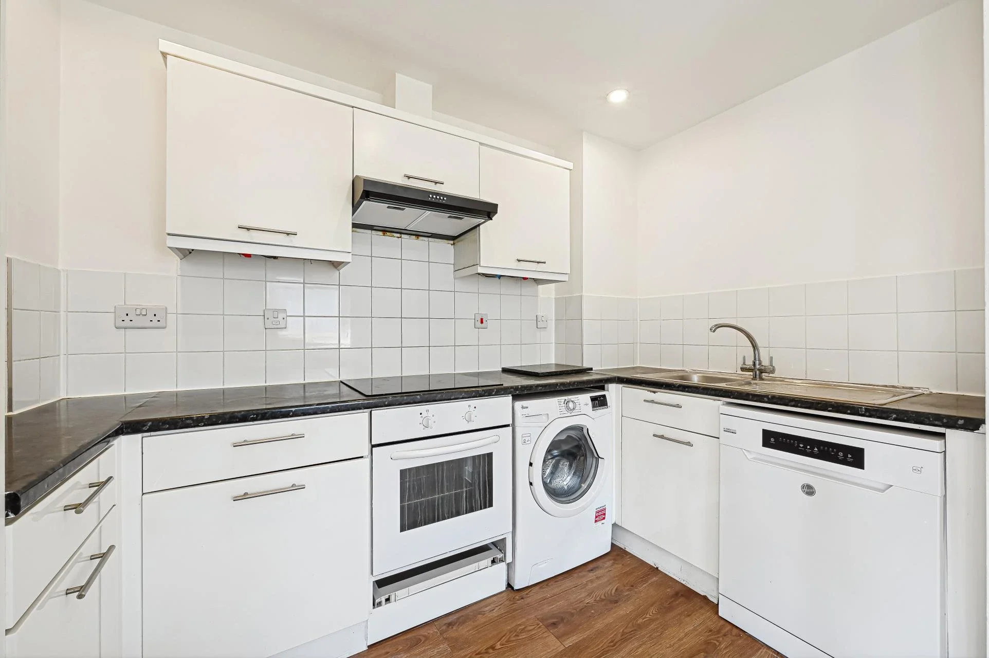 Flat Premiere Place in Greater London