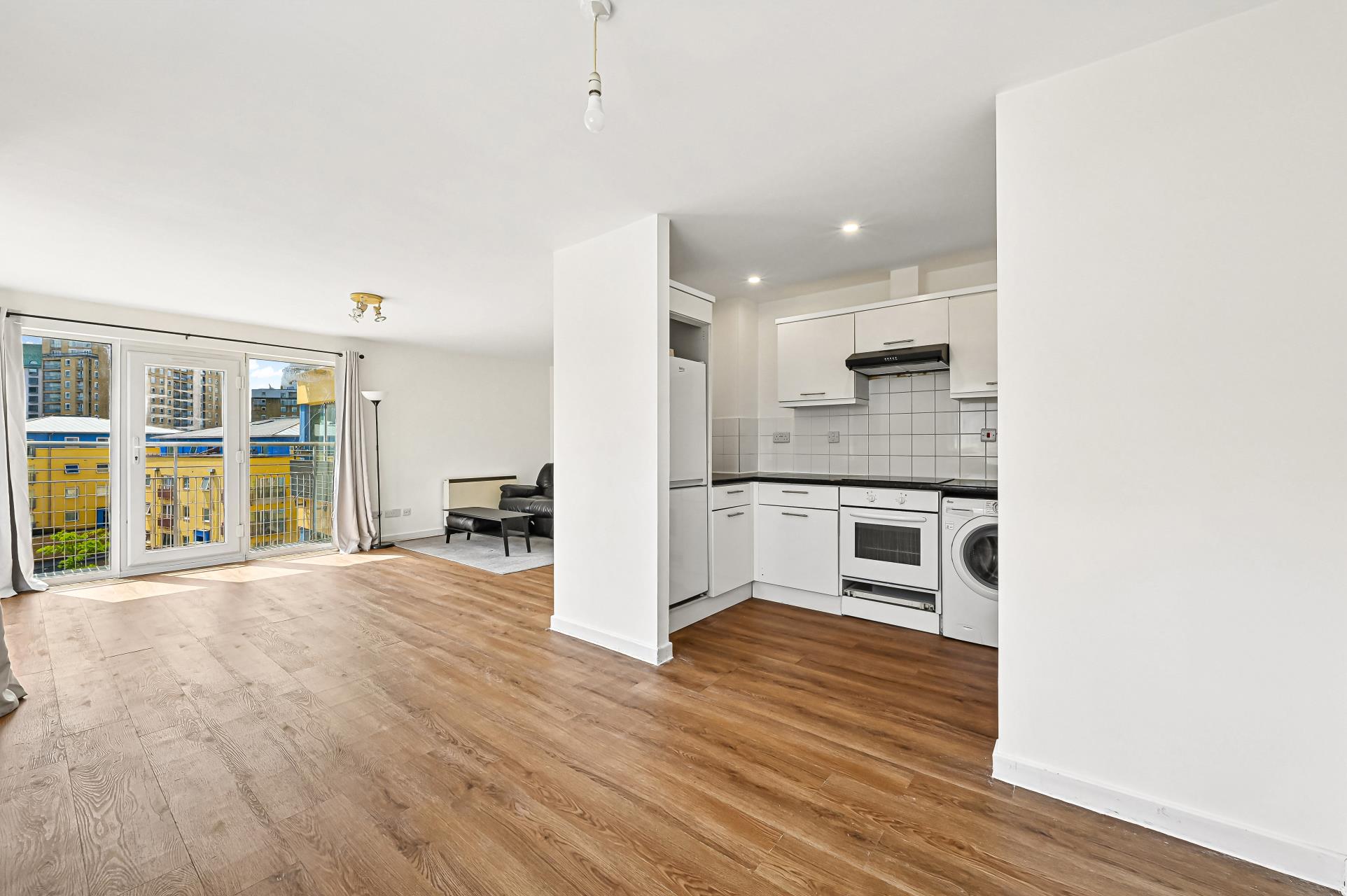 Flat Premiere Place in Greater London
