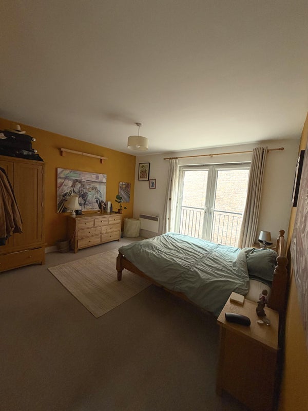 Room Victorian Grove in Greater London