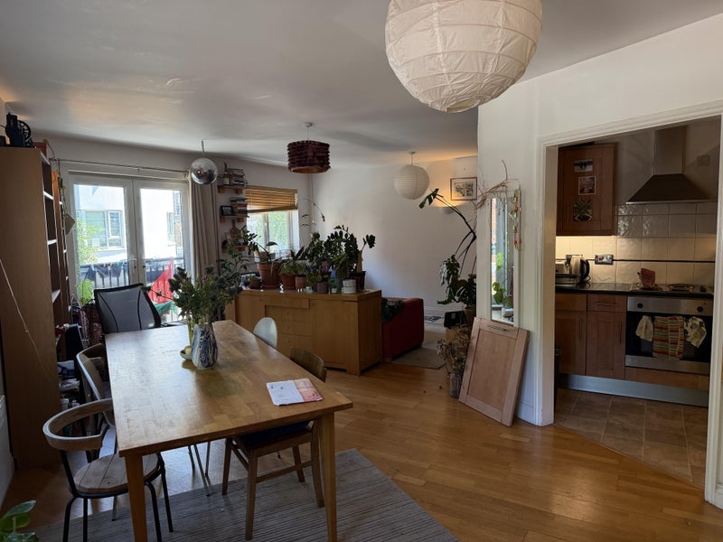Room Victorian Grove in Greater London