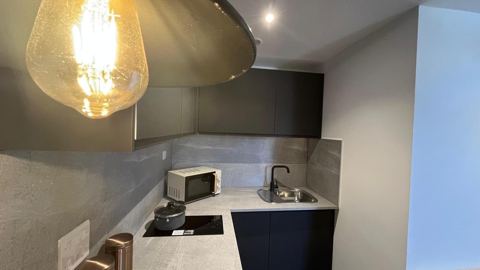 Room Falconar Street in Newcastle upon Tyne