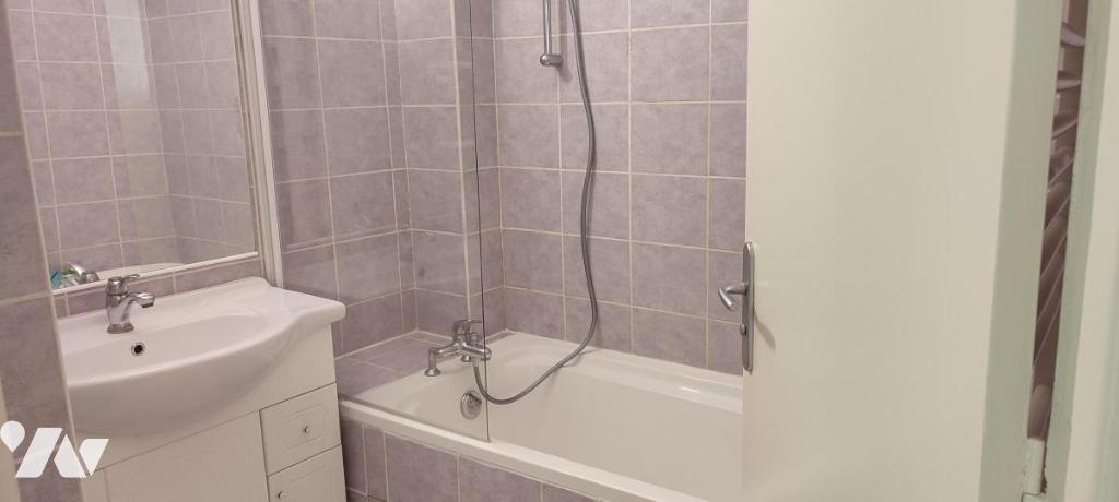 Flat Rue Pierre Bayen in Châlons-en-Champagne
