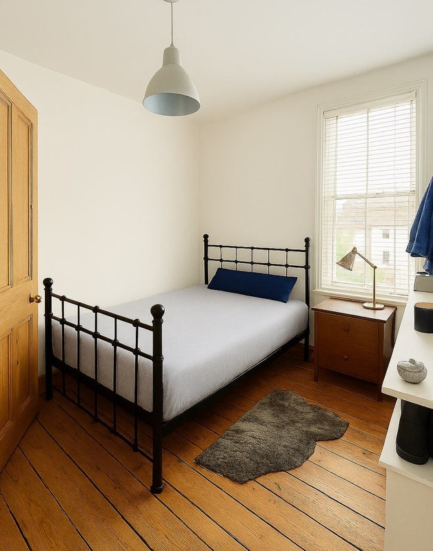 Room Medway Road in Greater London