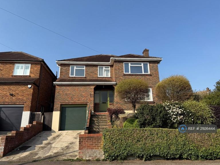 House Goldings Road in Epping Forest