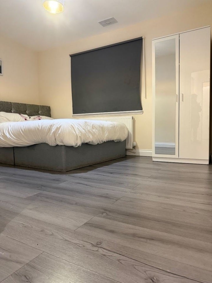 Flat William Drive in Greater London