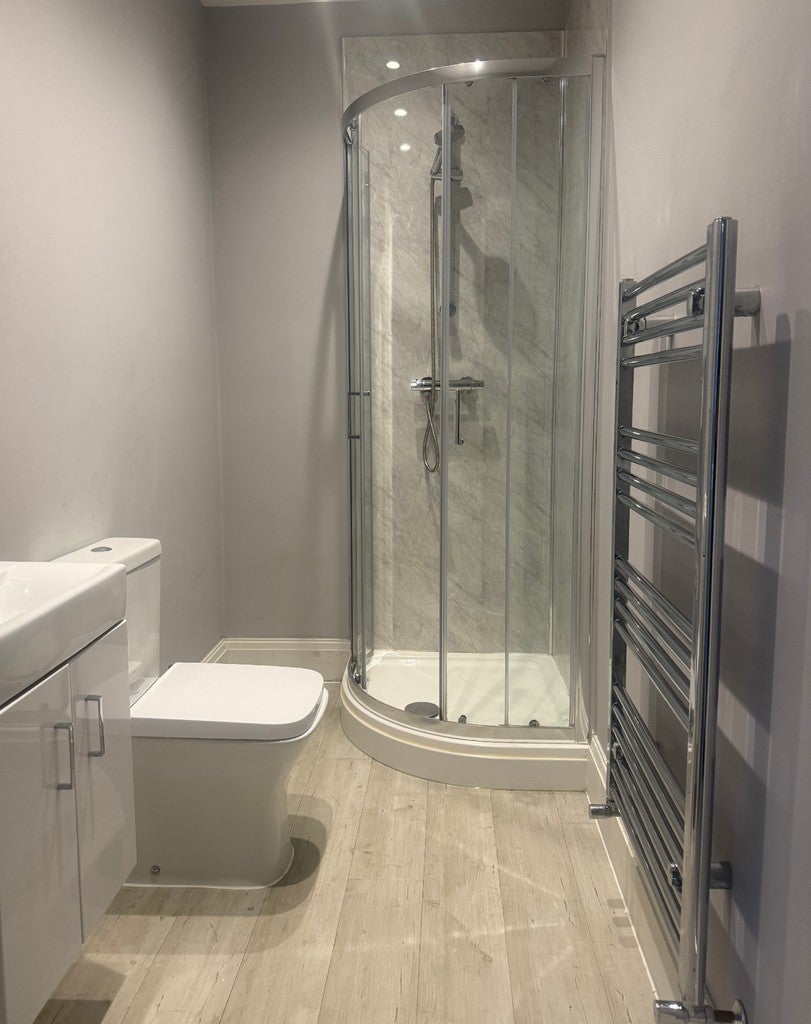 Flat West Cliff in Preston