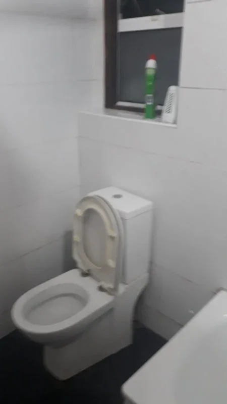 Room Poulett Road in Greater London