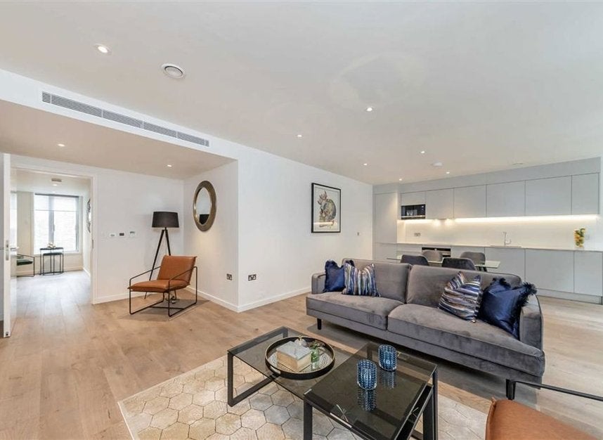 Flat Suffolk Street in City of Westminster