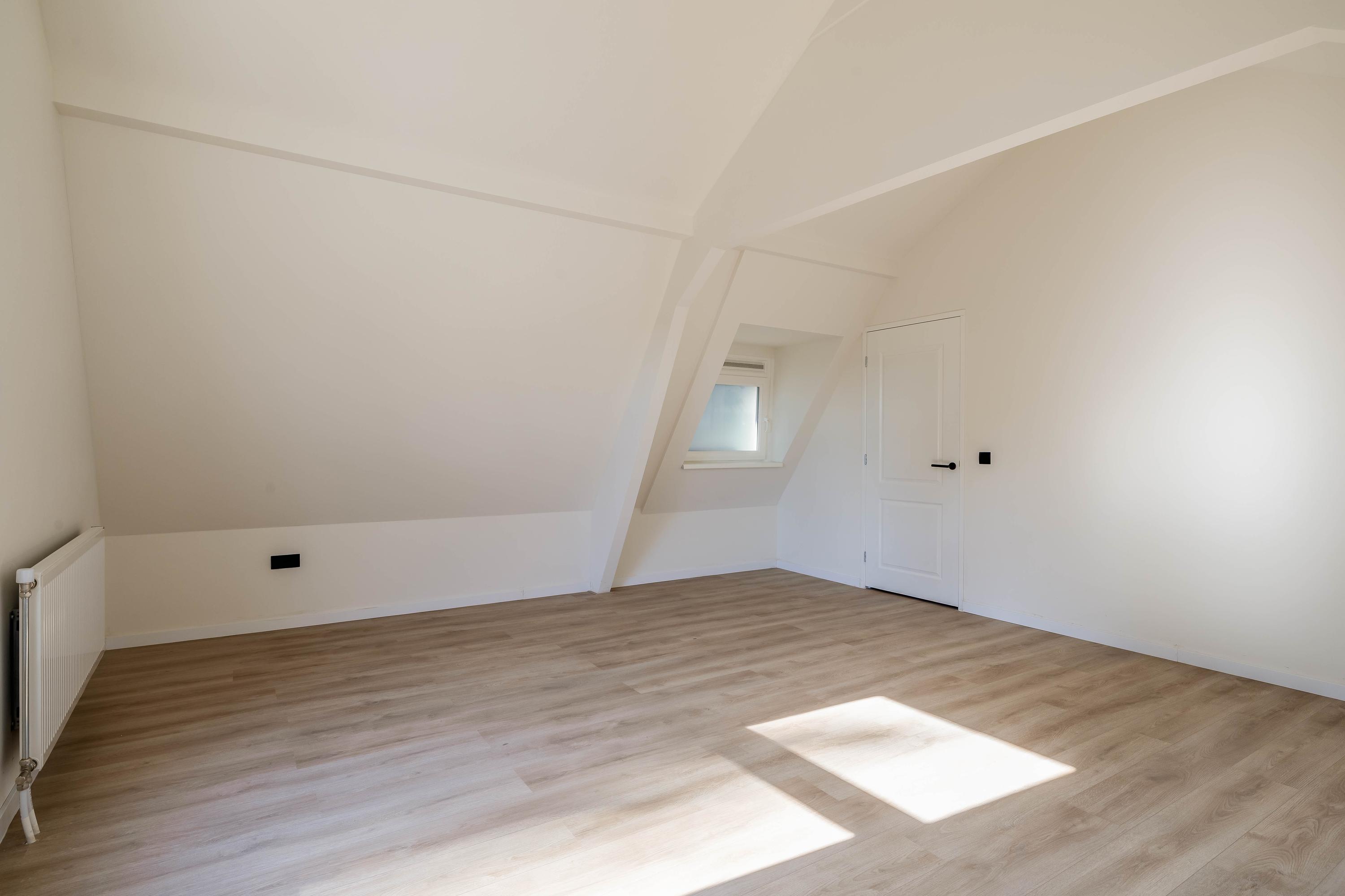 Appartement te koop: Bergweg 236B, Rotterdam