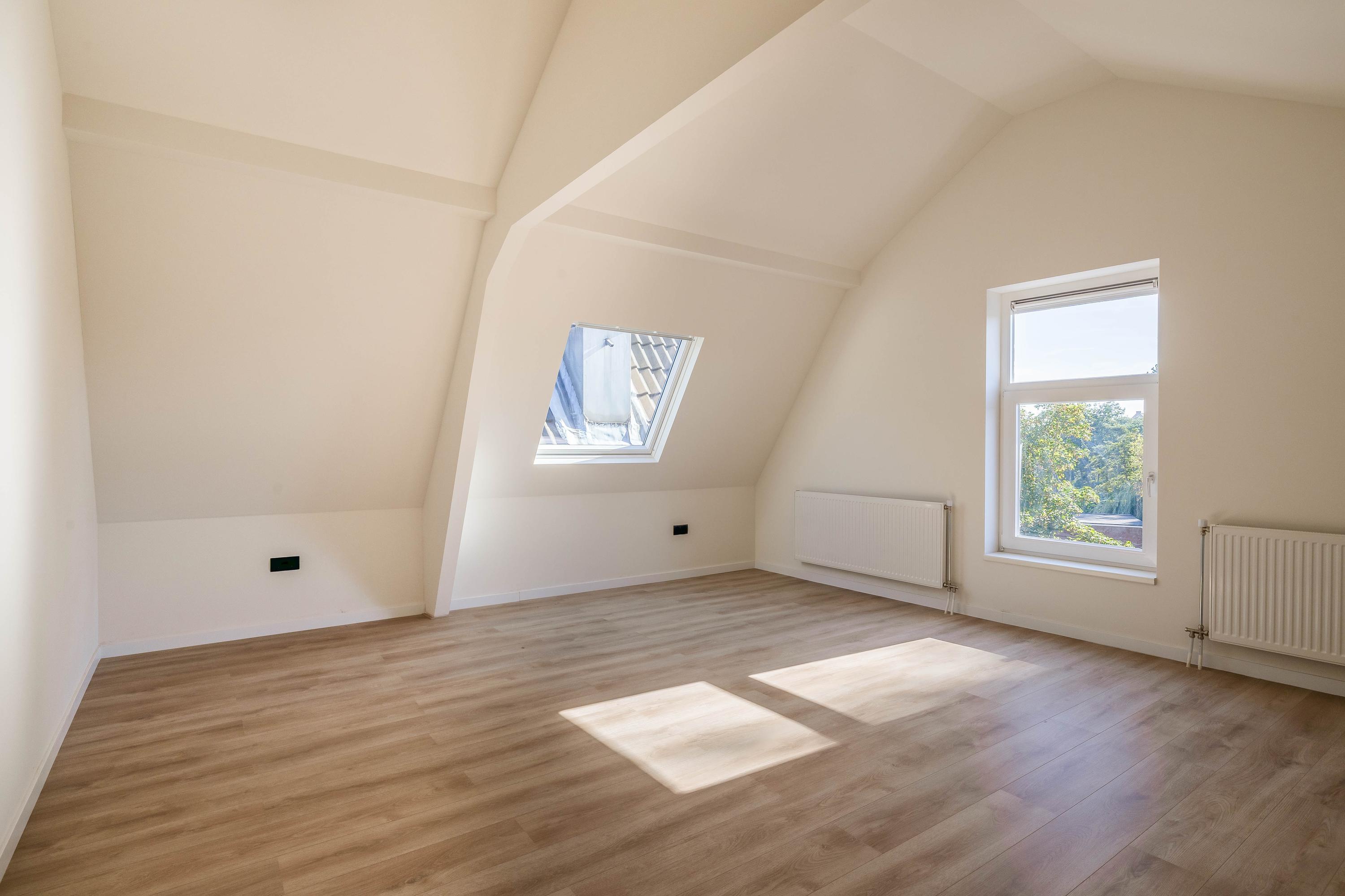 Appartement te koop: Bergweg 236B, Rotterdam