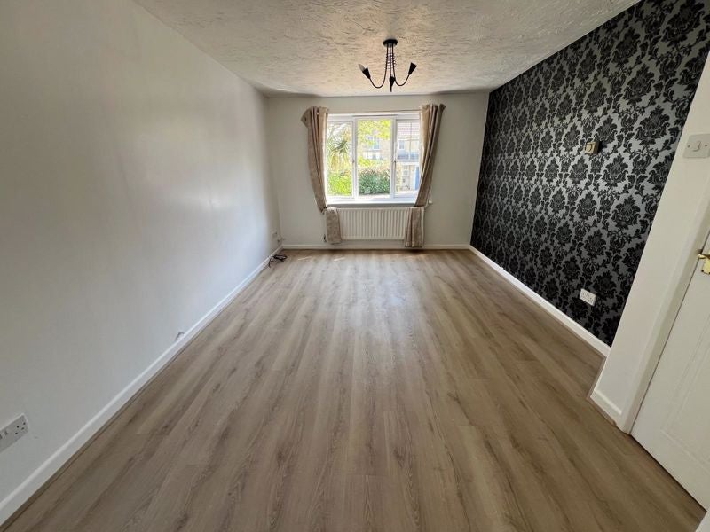 House Diana Gardens in Bradley Stoke