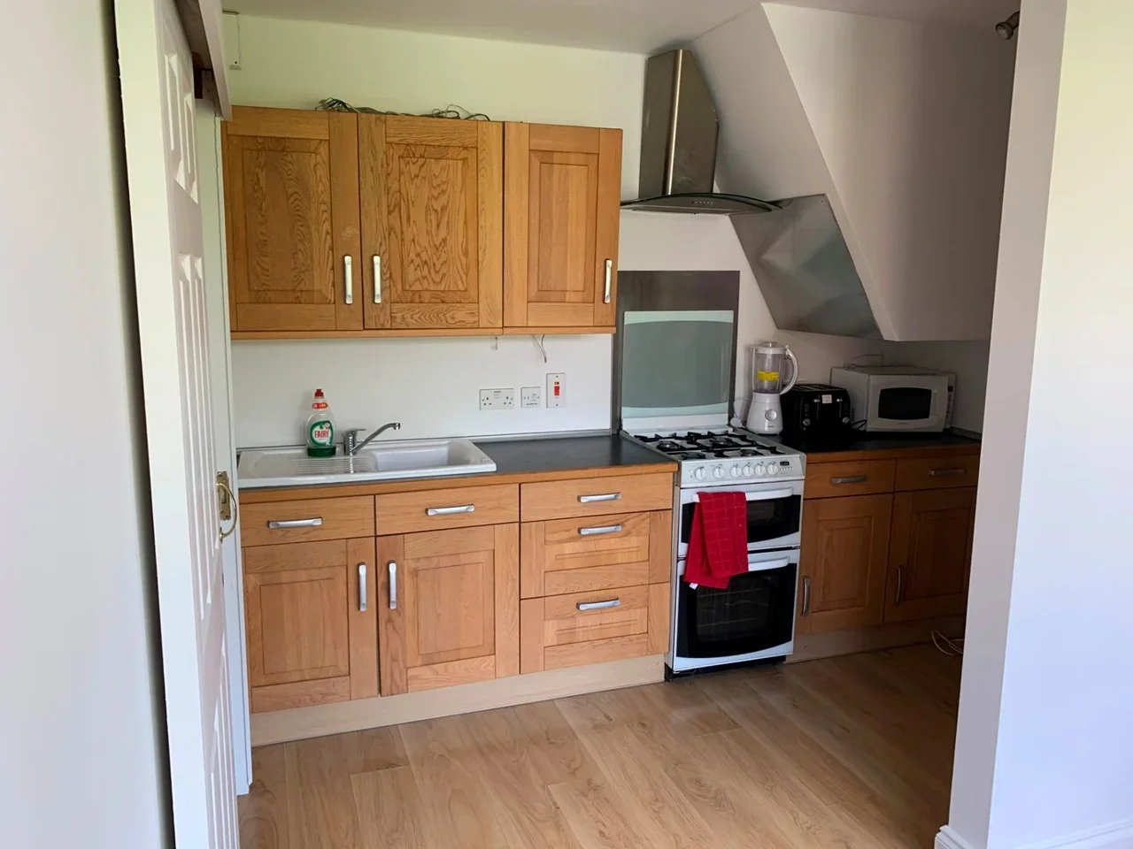 Flat Powys Lane in Greater London