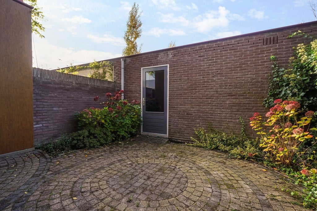 Tussenwoning te koop: Renzo Pianolijn 13, Zoetermeer