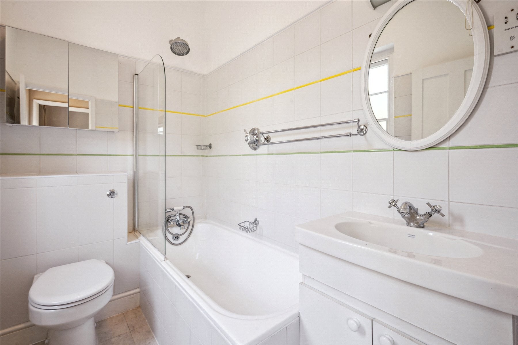 Flat Lucerne Mews in Greater London
