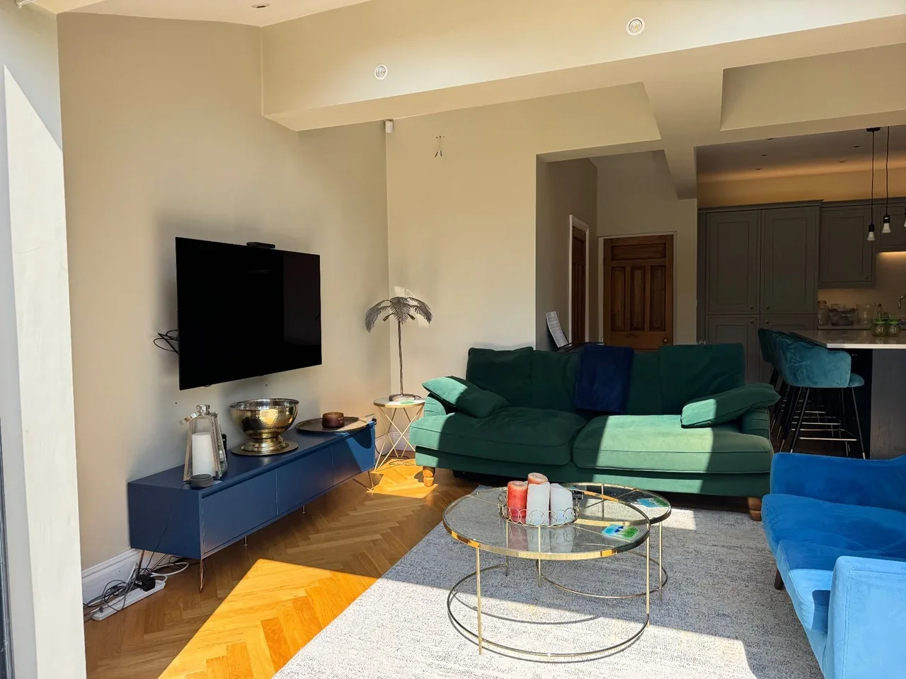 Room Willow Way in Manchester