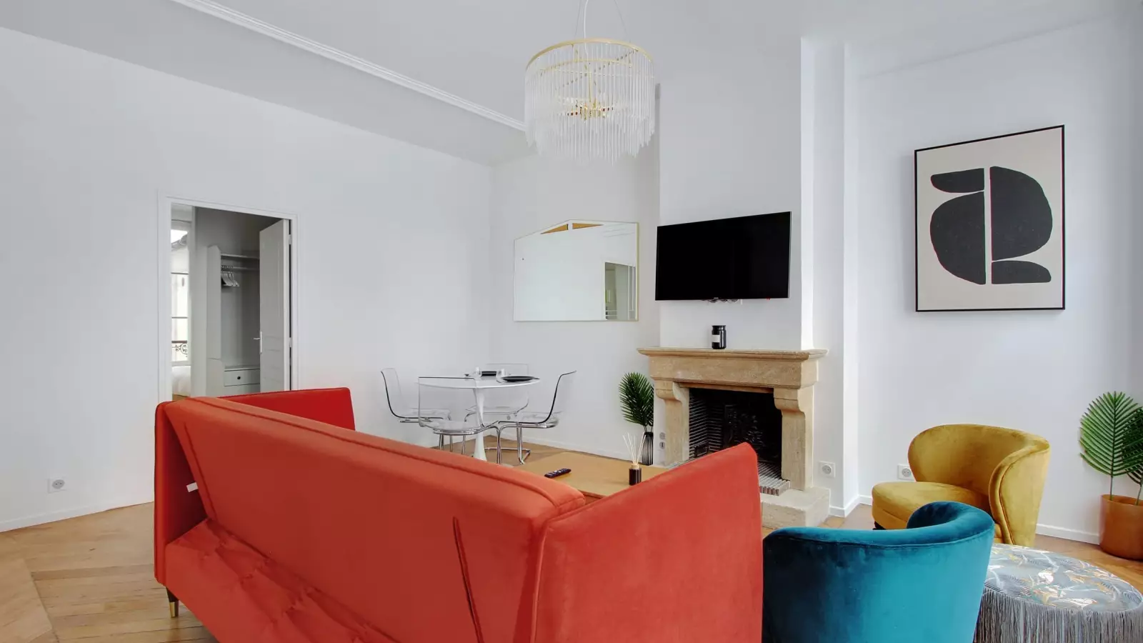 Appartement Rue de Vézelay à Paris