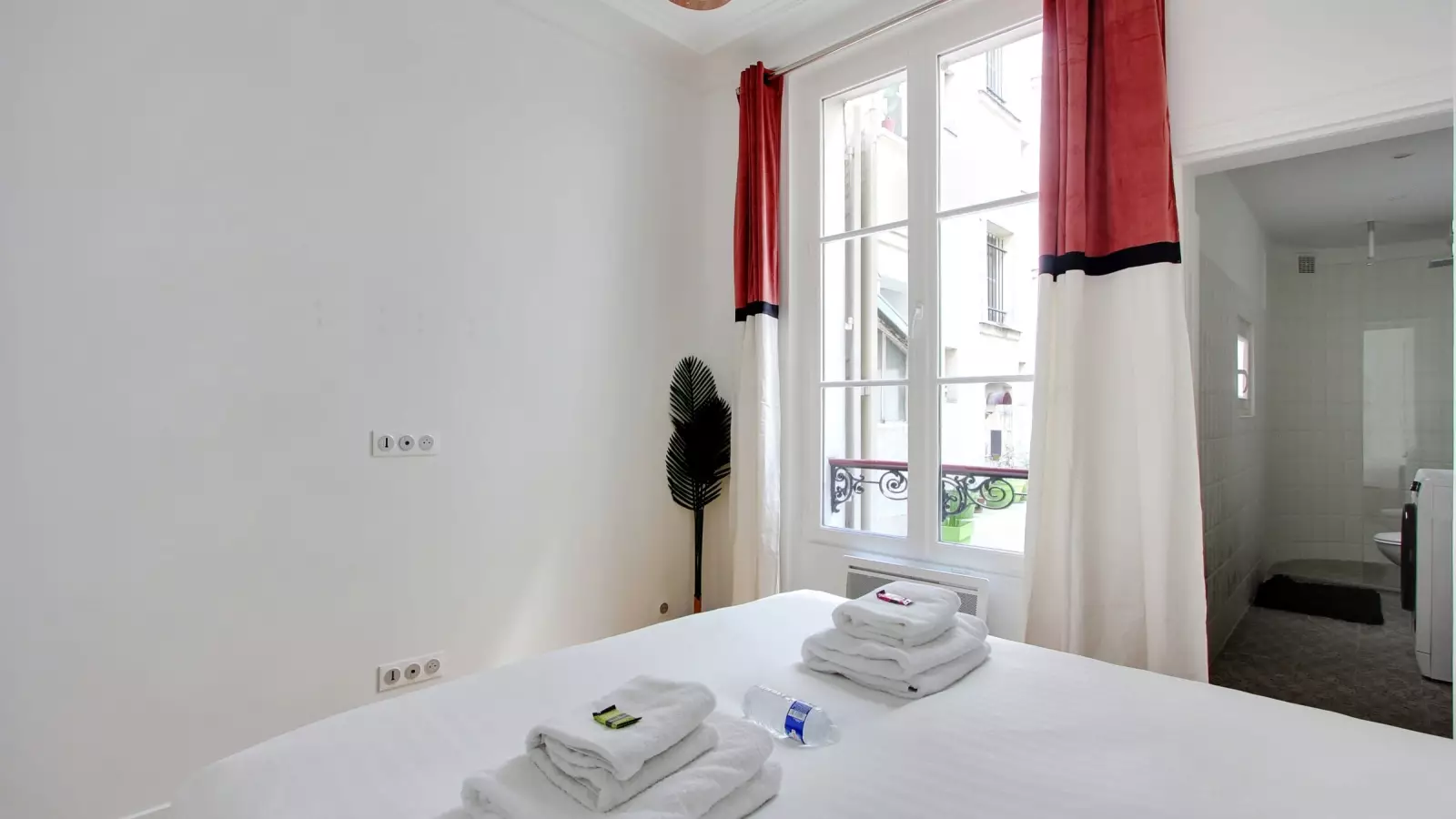 Appartement Rue de Vézelay à Paris