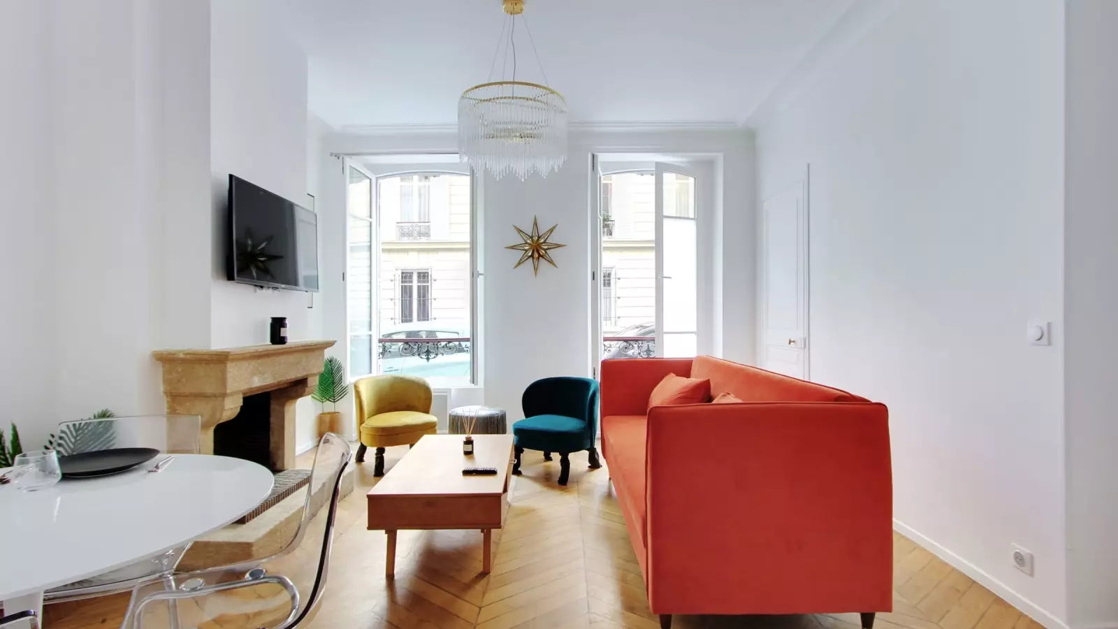 Appartement Rue de Vézelay à Paris