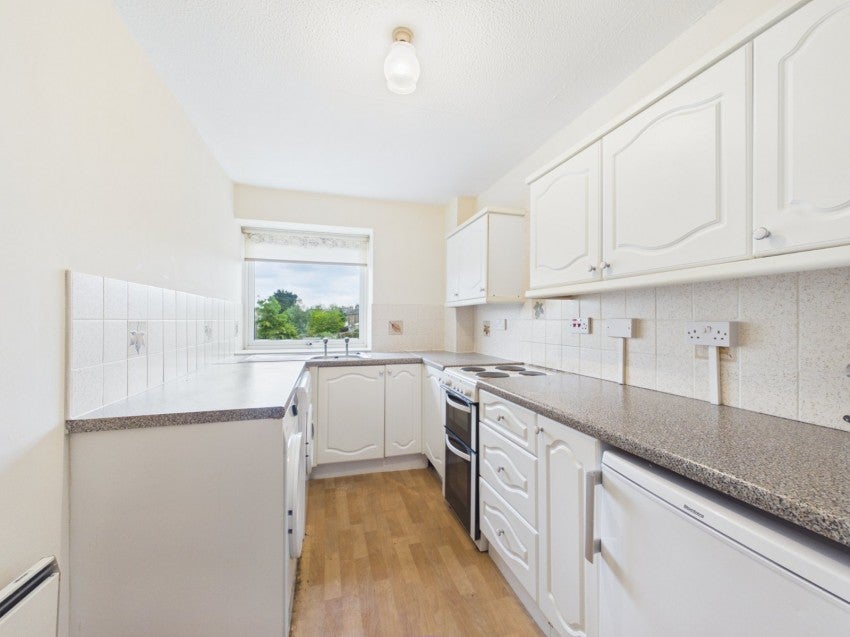 Flat Lawrence Grove in Southampton