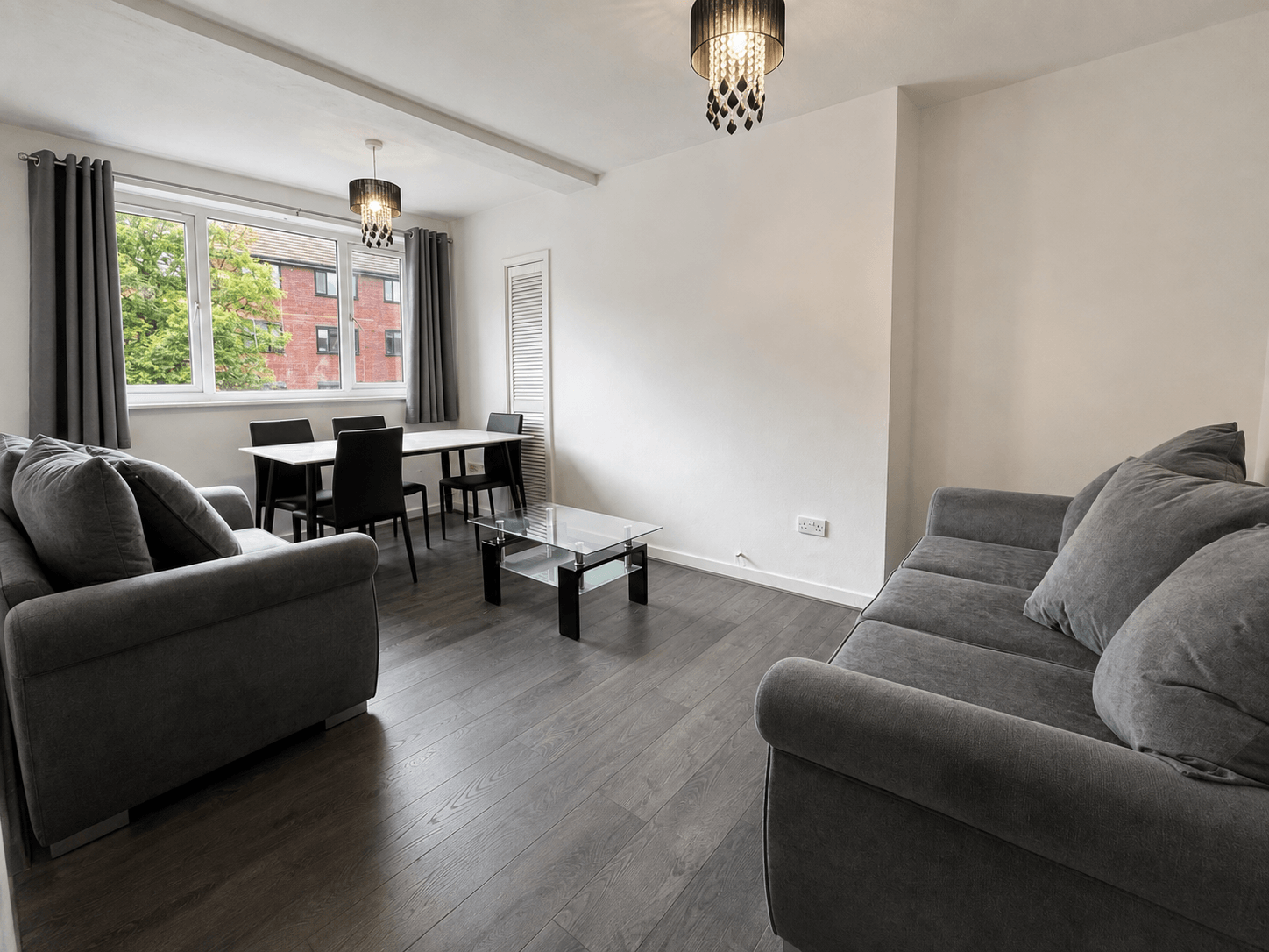 Flat Asgard Drive in Salford