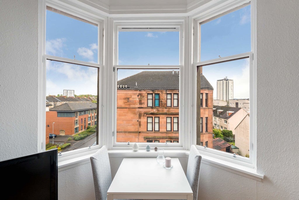 Flat Haldane Street in Glasgow