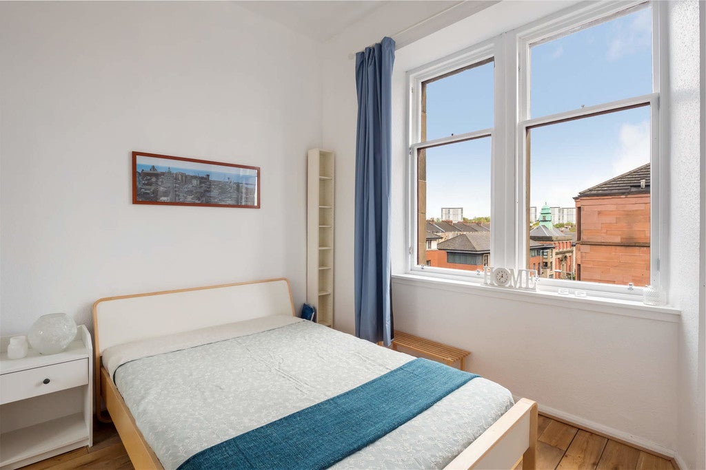 Flat Haldane Street in Glasgow