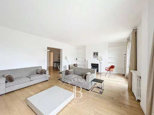 Flat Boulevard Jean Mermoz in Neuilly-sur-Seine