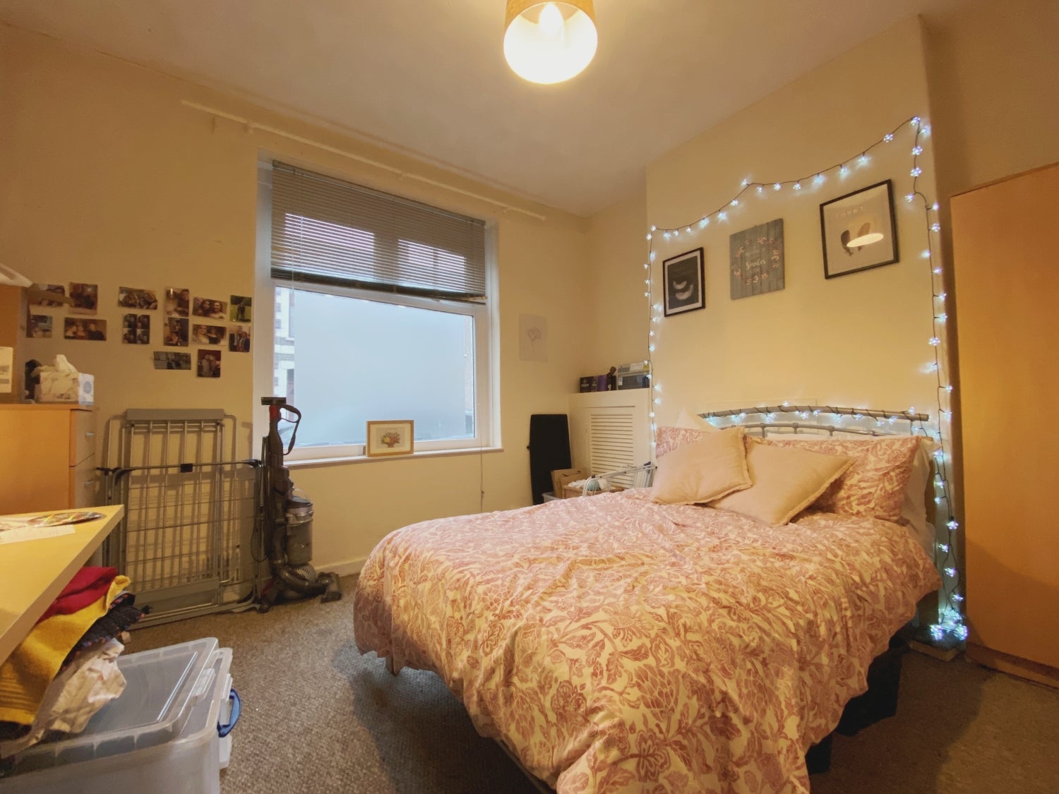 Room Coburn Street in Cardiff
