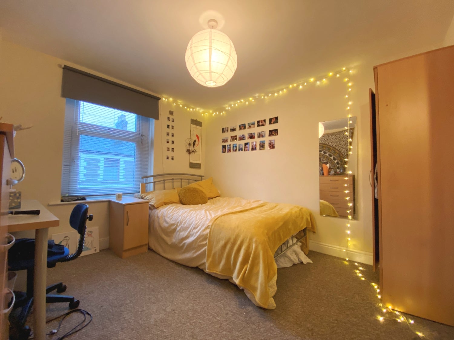 Room Coburn Street in Cardiff