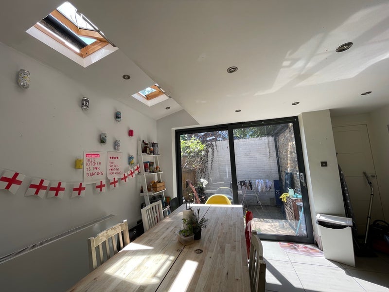 Room Kerrison Road in Greater London
