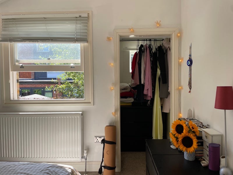 Room Kerrison Road in Greater London