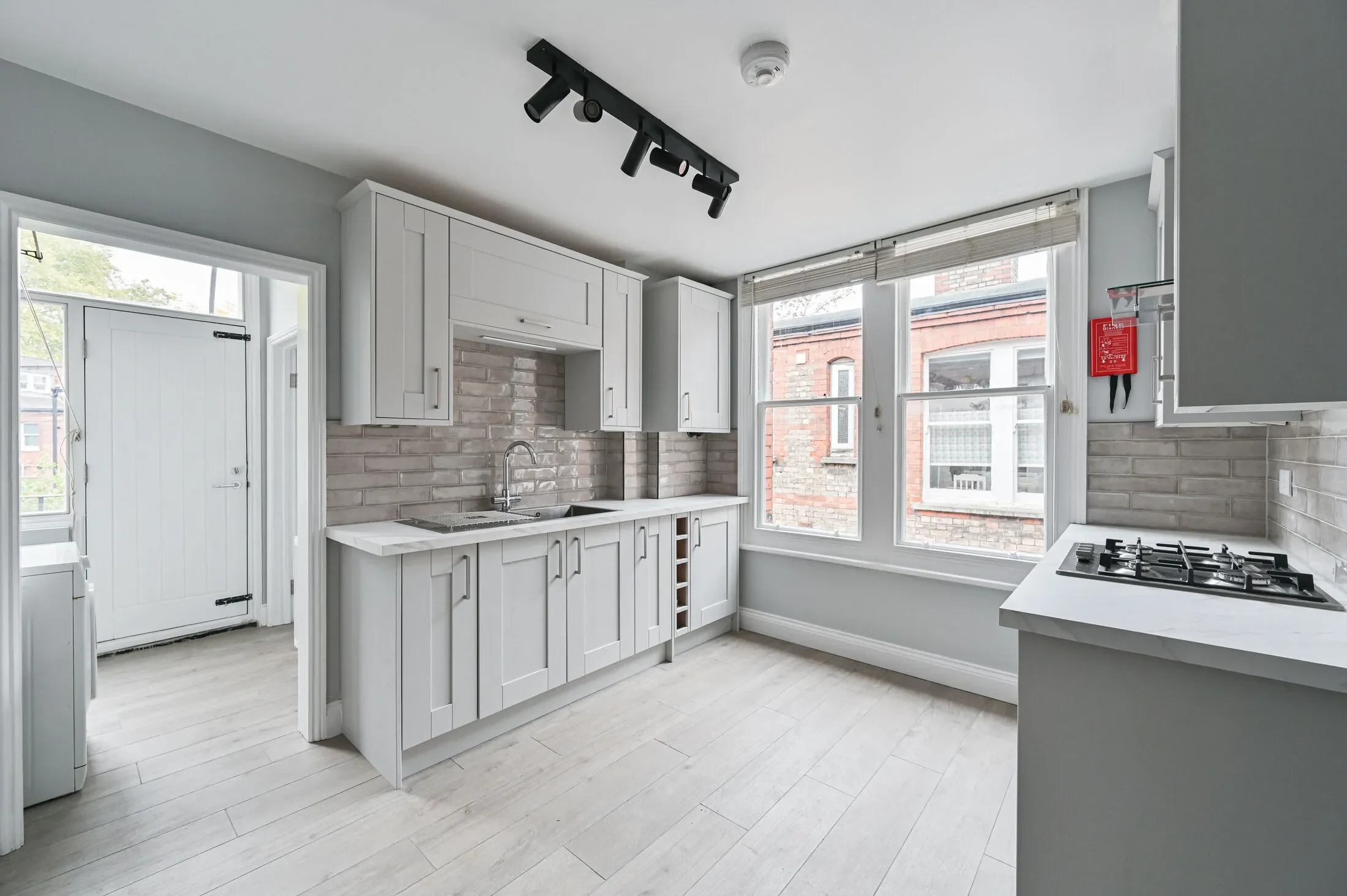 Flat Keymer Road in Greater London