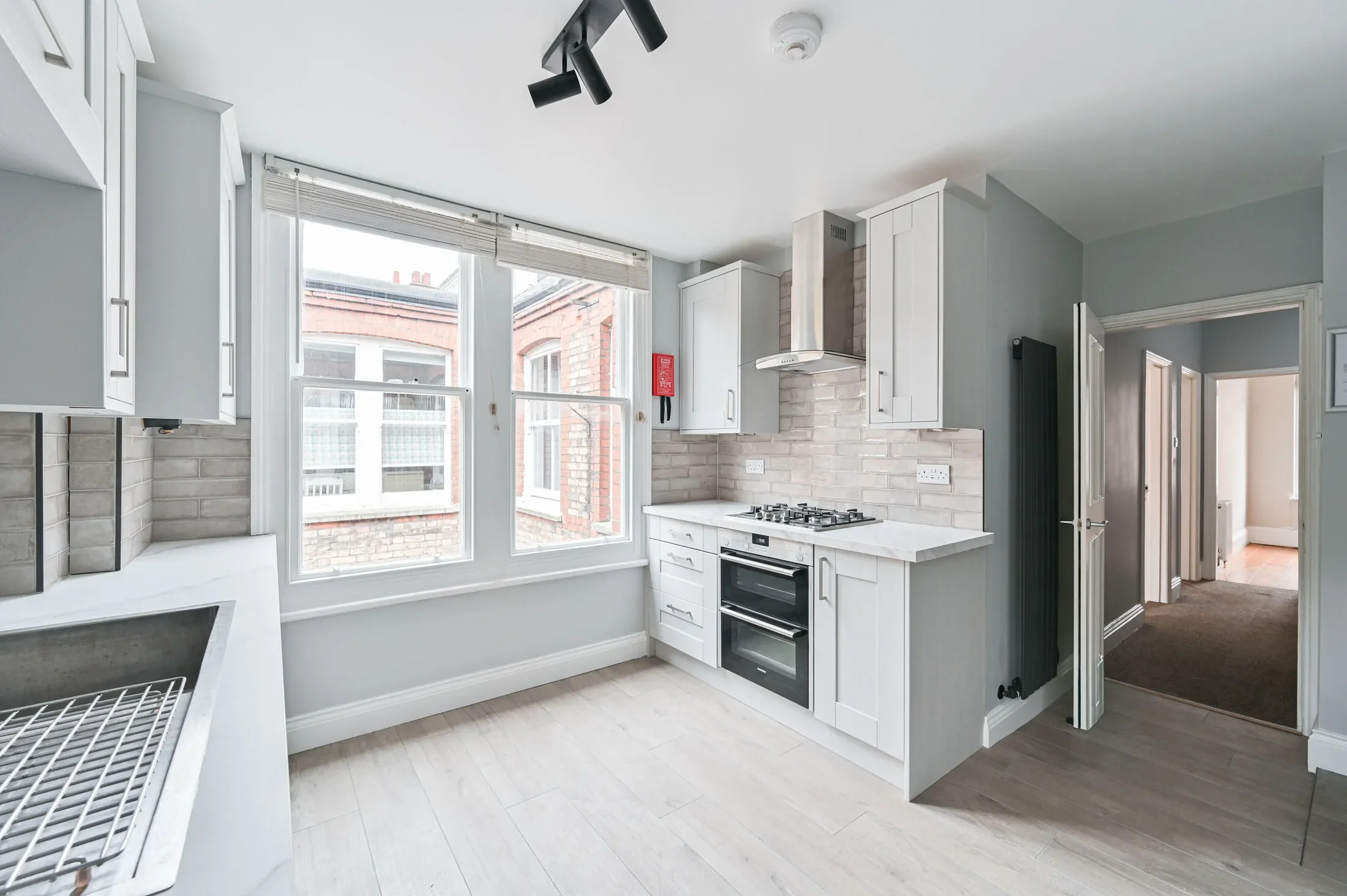 Flat Keymer Road in Greater London
