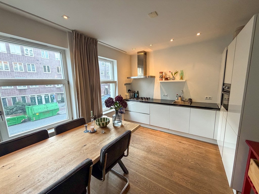 Appartement Aalsmeerweg in Amsterdam