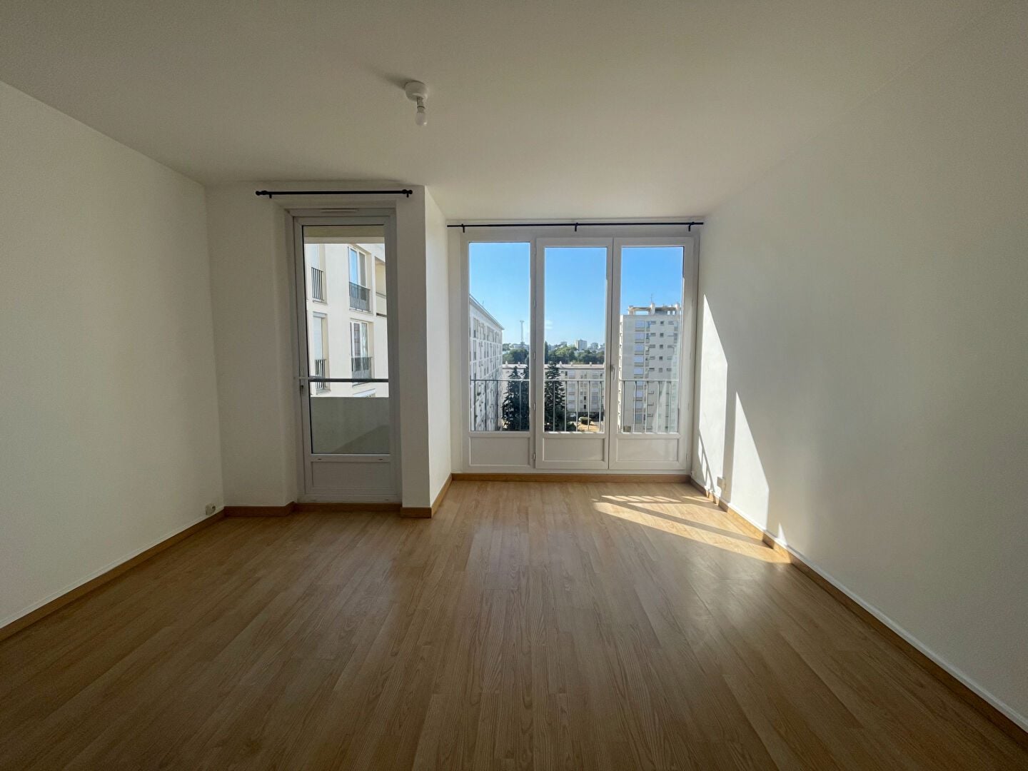Flat Avenue Monseigneur Mouézy in Rennes