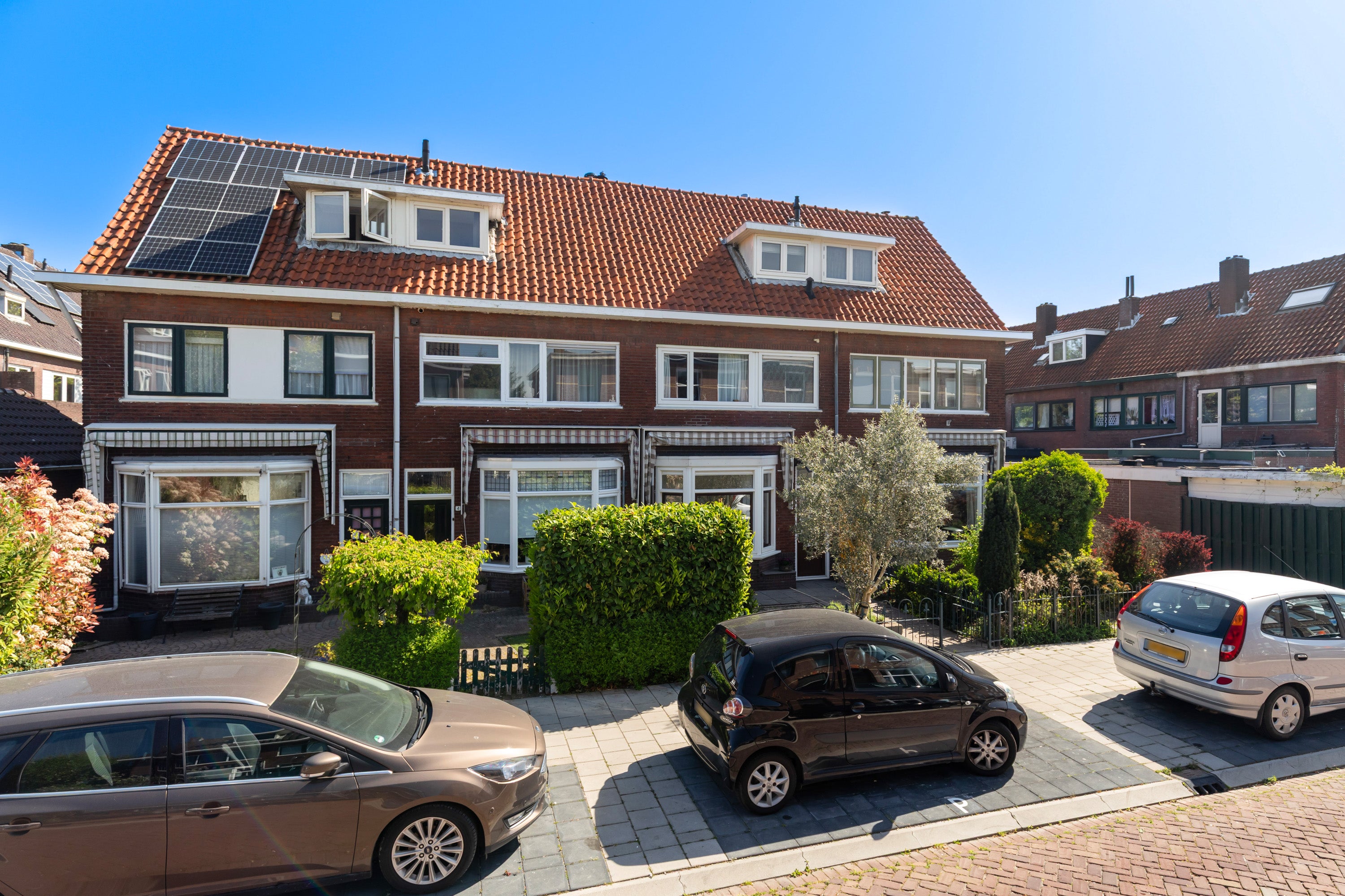 Tussenwoning te koop: Brederodestraat 6, Dordrecht