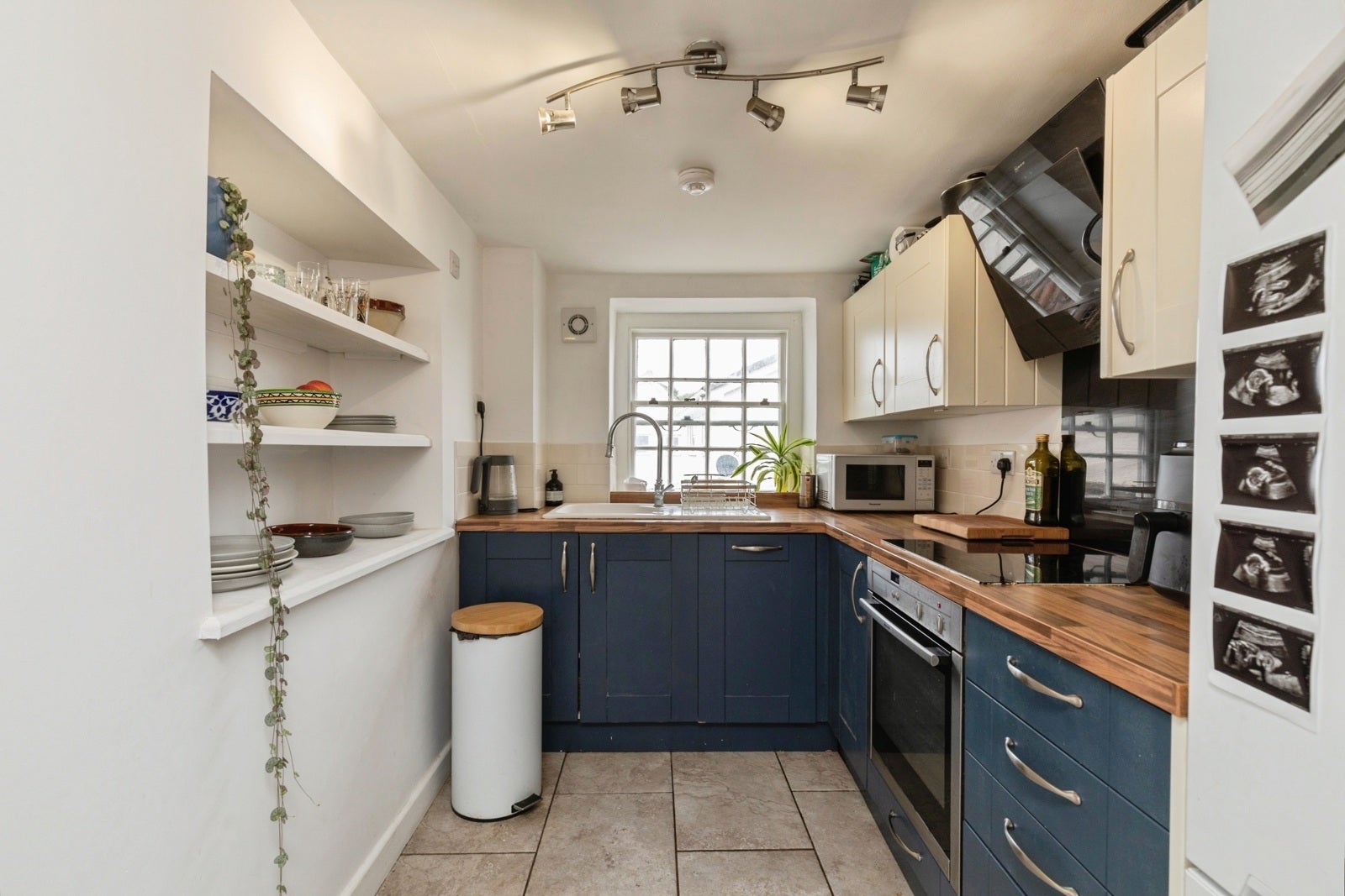 Flat Henbury Road in Bristol