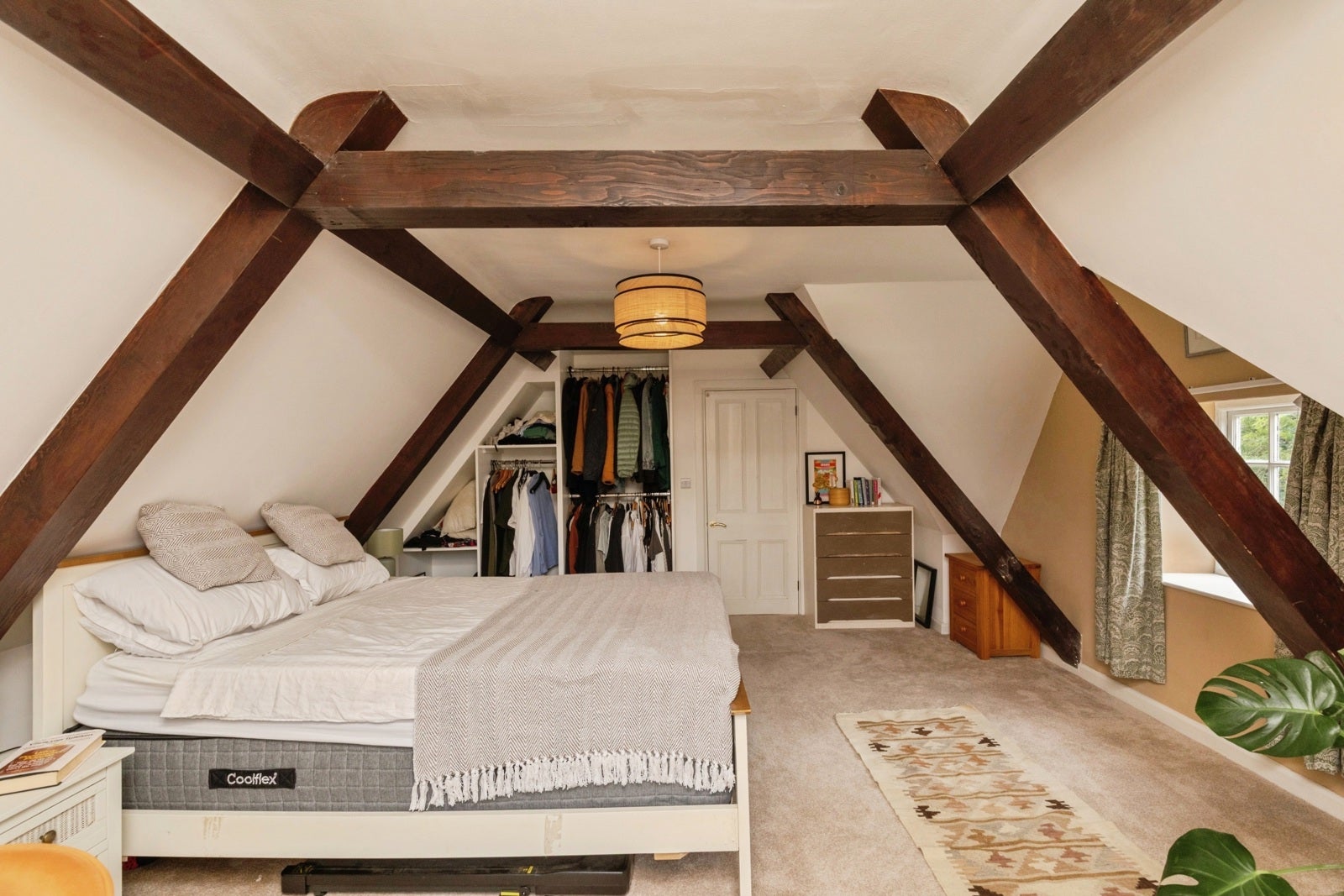Flat Henbury Road in Bristol