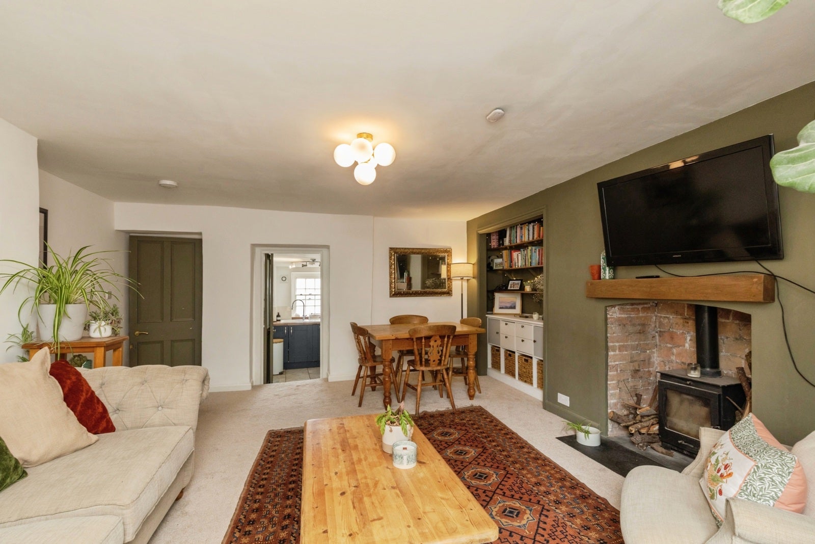 Flat Henbury Road in Bristol