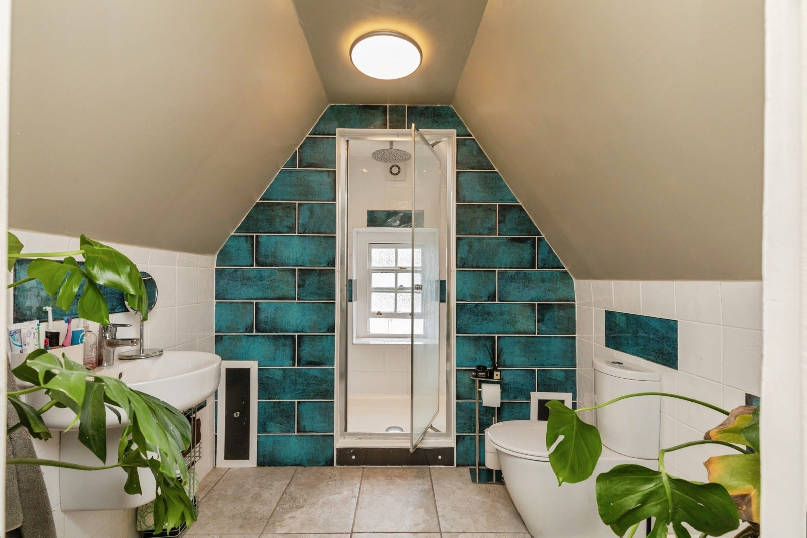 Flat Henbury Road in Bristol