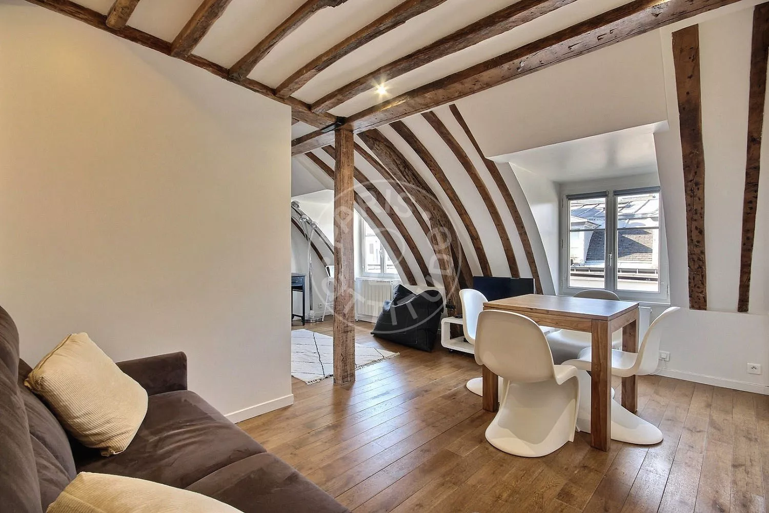 Appartement Rue du Cherche-Midi à Paris