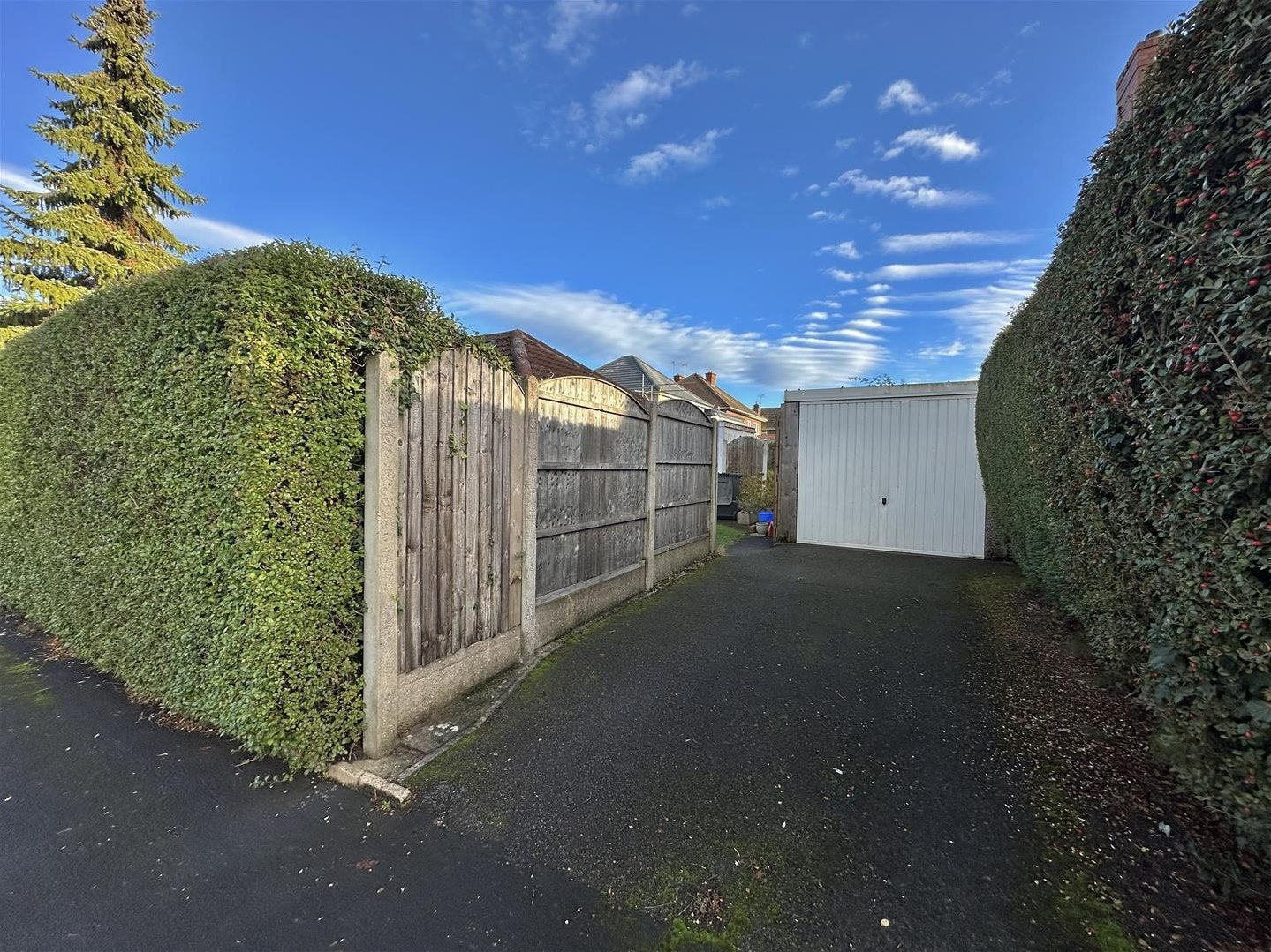 Flat Sutton Avenue in Derby