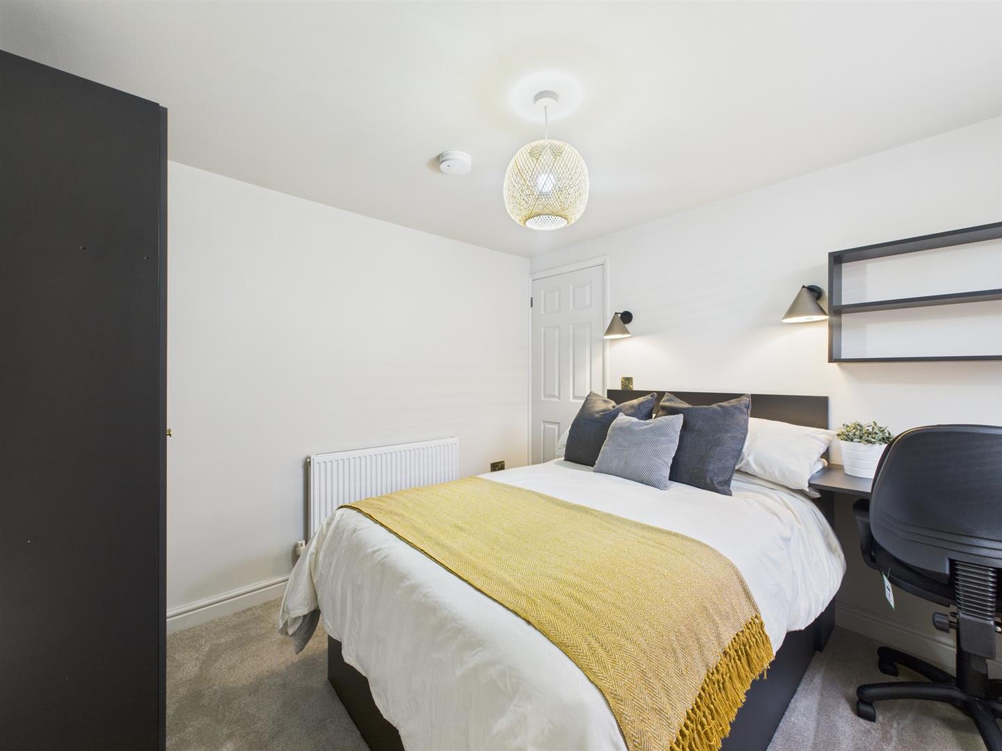 Flat Derby Road in Charnwood